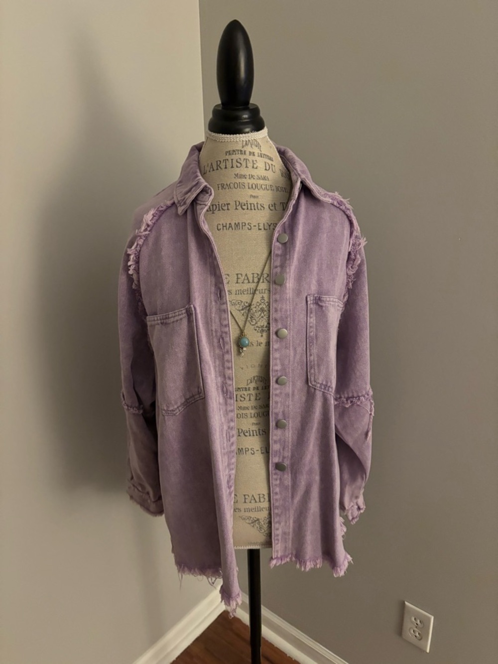 💜 EUC Lilac Frayed Denim Shacket
